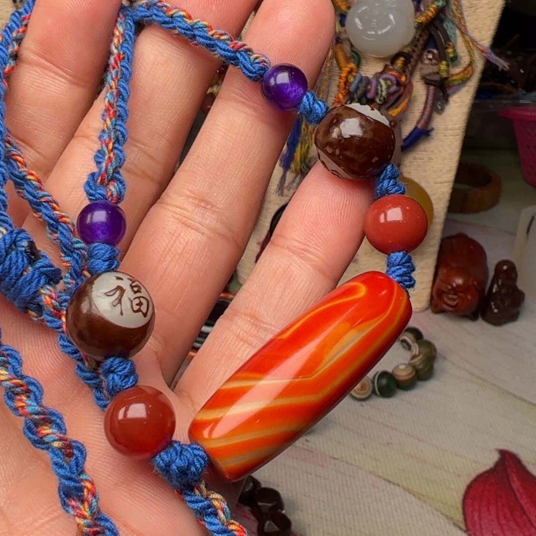 玛瑙/玉髓颈饰未镶嵌