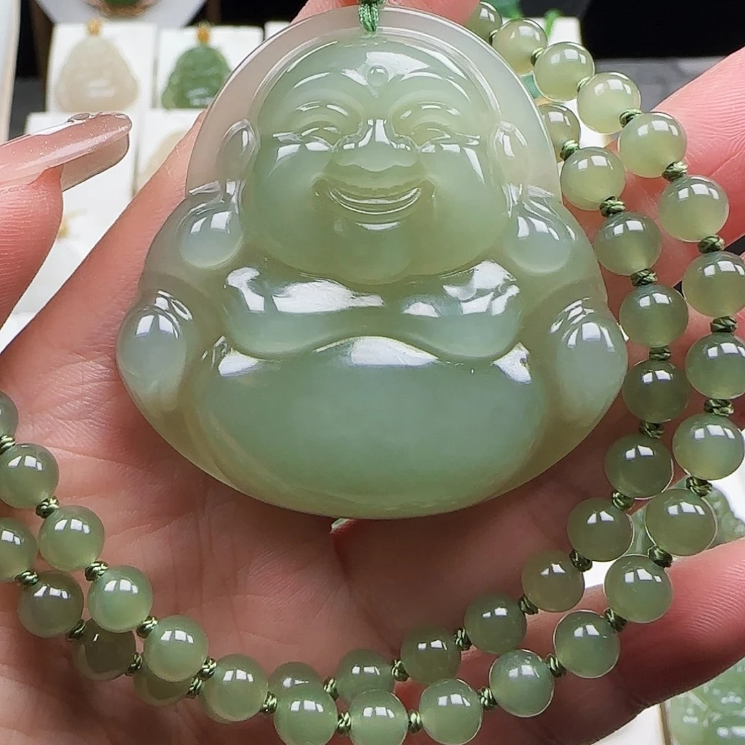 和田玉18K金镶嵌颈饰50
