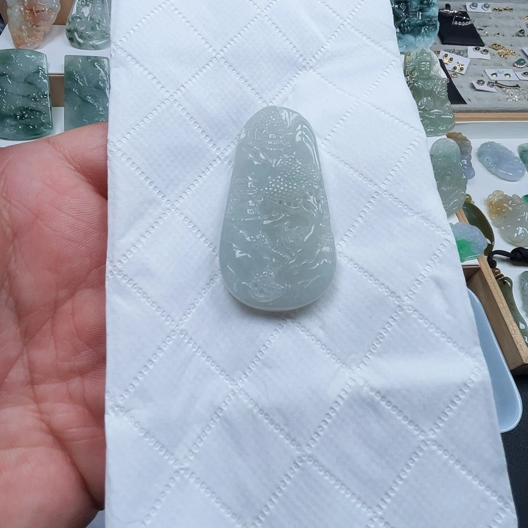翡翠未镶嵌吊坠(不含链)