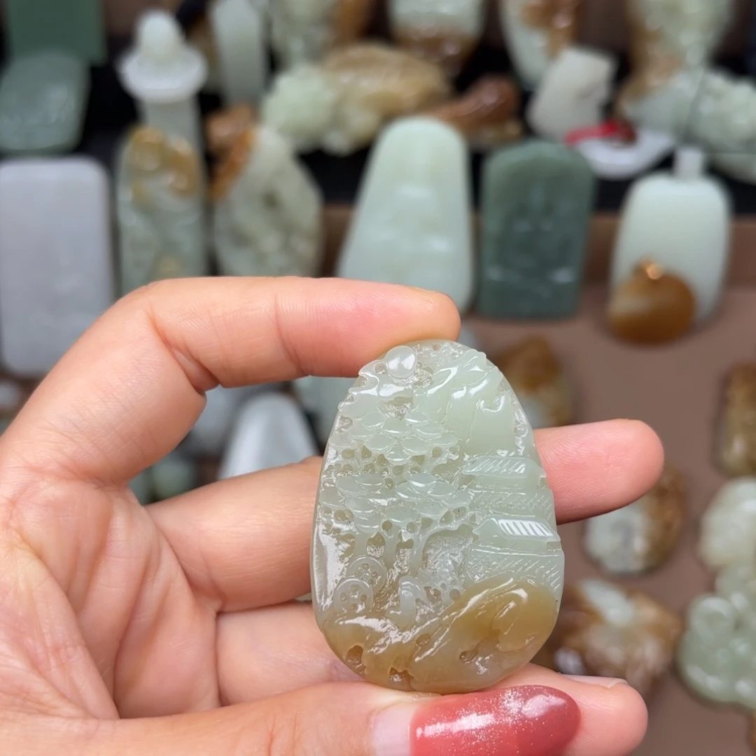 颈饰未镶嵌和田玉