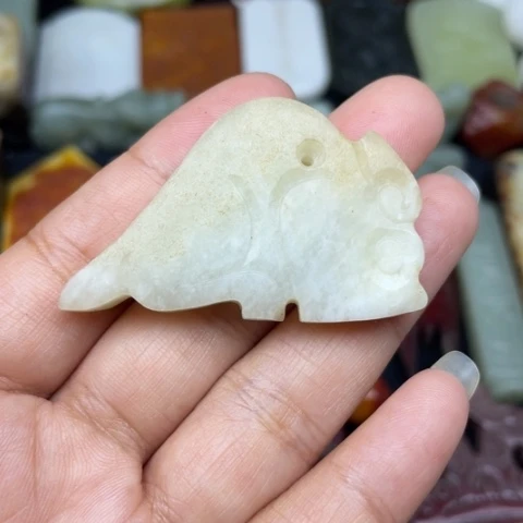 和田玉未镶嵌颈饰4