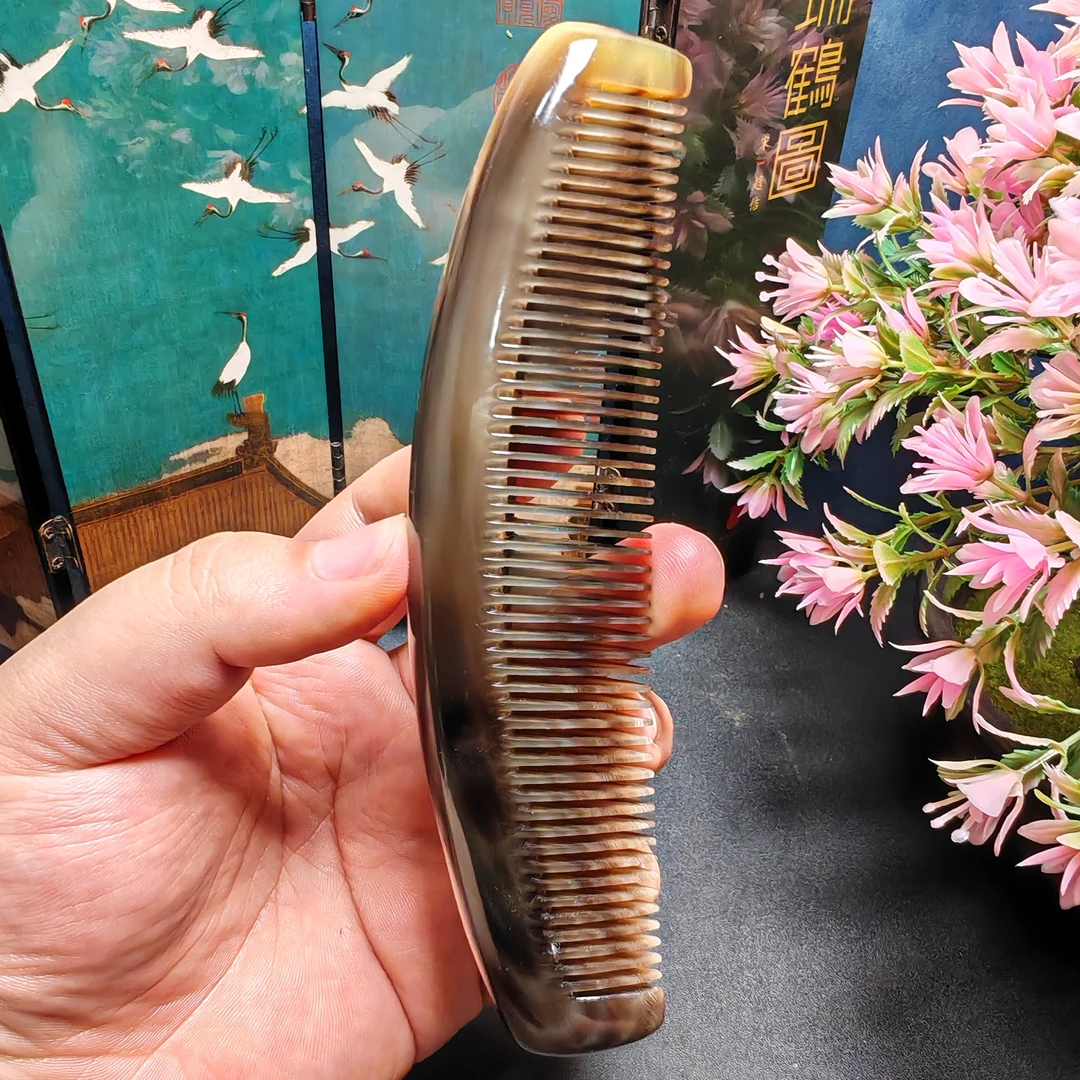 板娘专享 白水牛角黑金刚整角光背满月梳-344