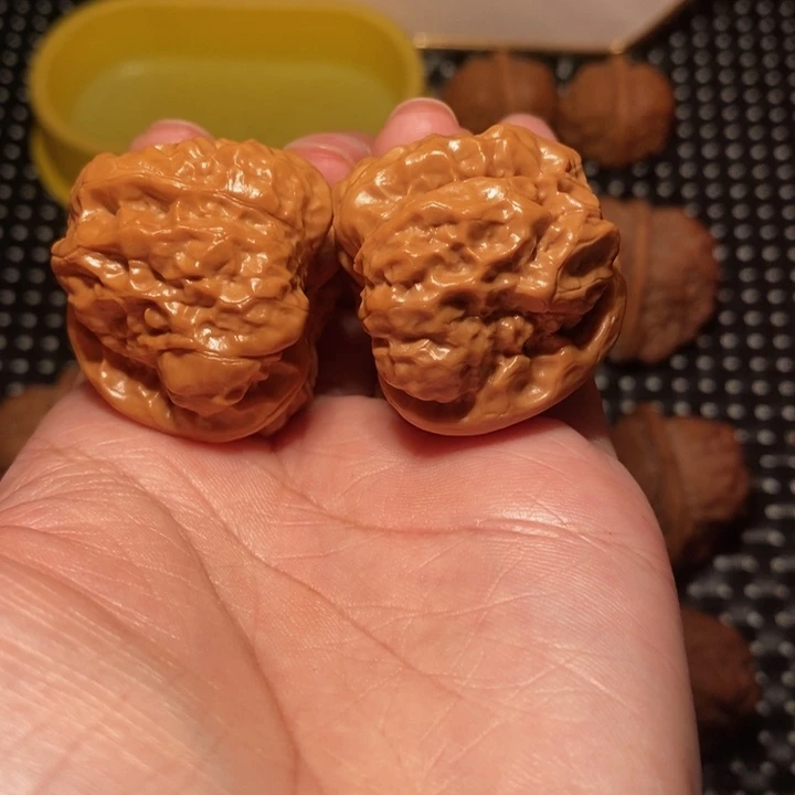 把件文玩核桃细腰大腿