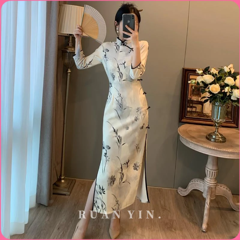 RUAN YIN复古新中式改良旗袍2025新款修身开叉米白色春秋连衣裙女