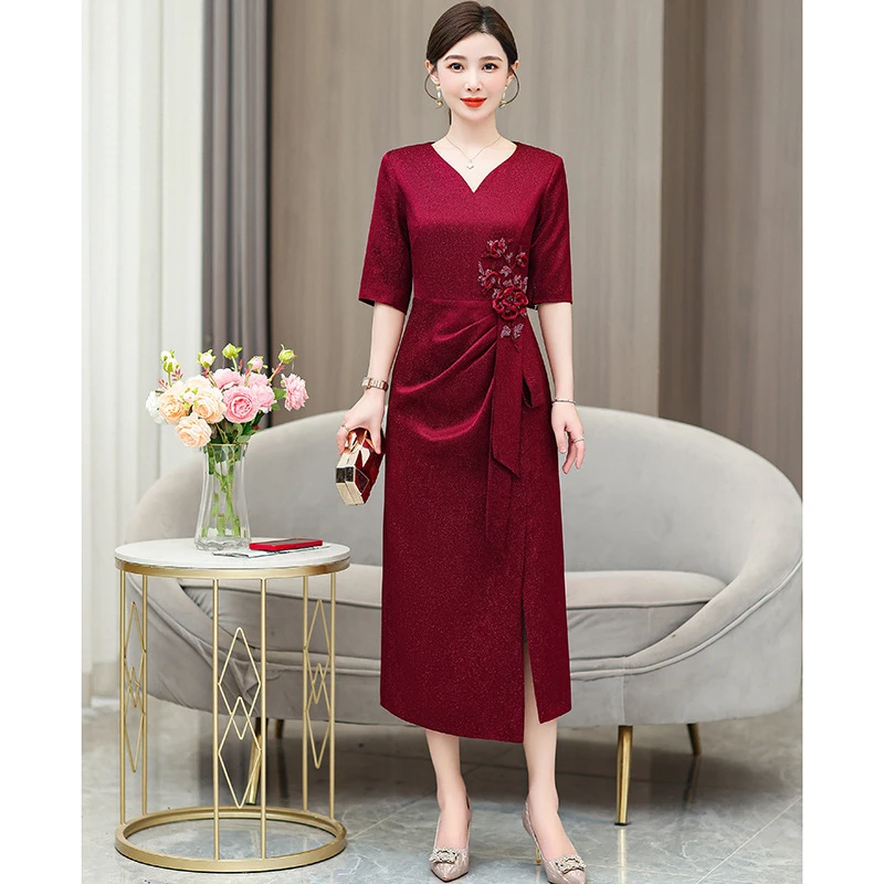 喜婆婆婚宴装酒红色礼服裙2024夏季新款时尚优雅复古绣花连衣裙