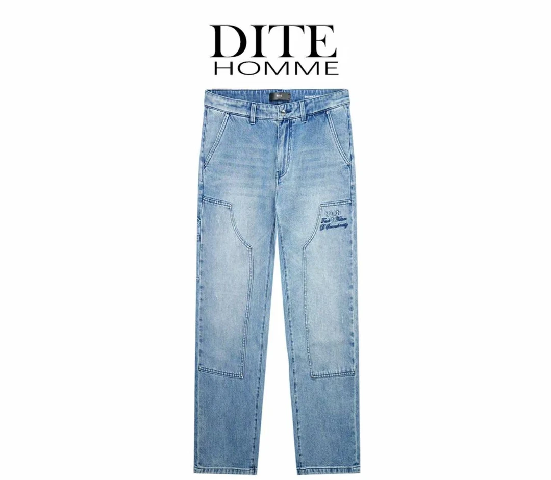Dite2025年春夏季男新款蓝色直筒宽松破洞浅蓝牛仔裤刺绣拼接0005