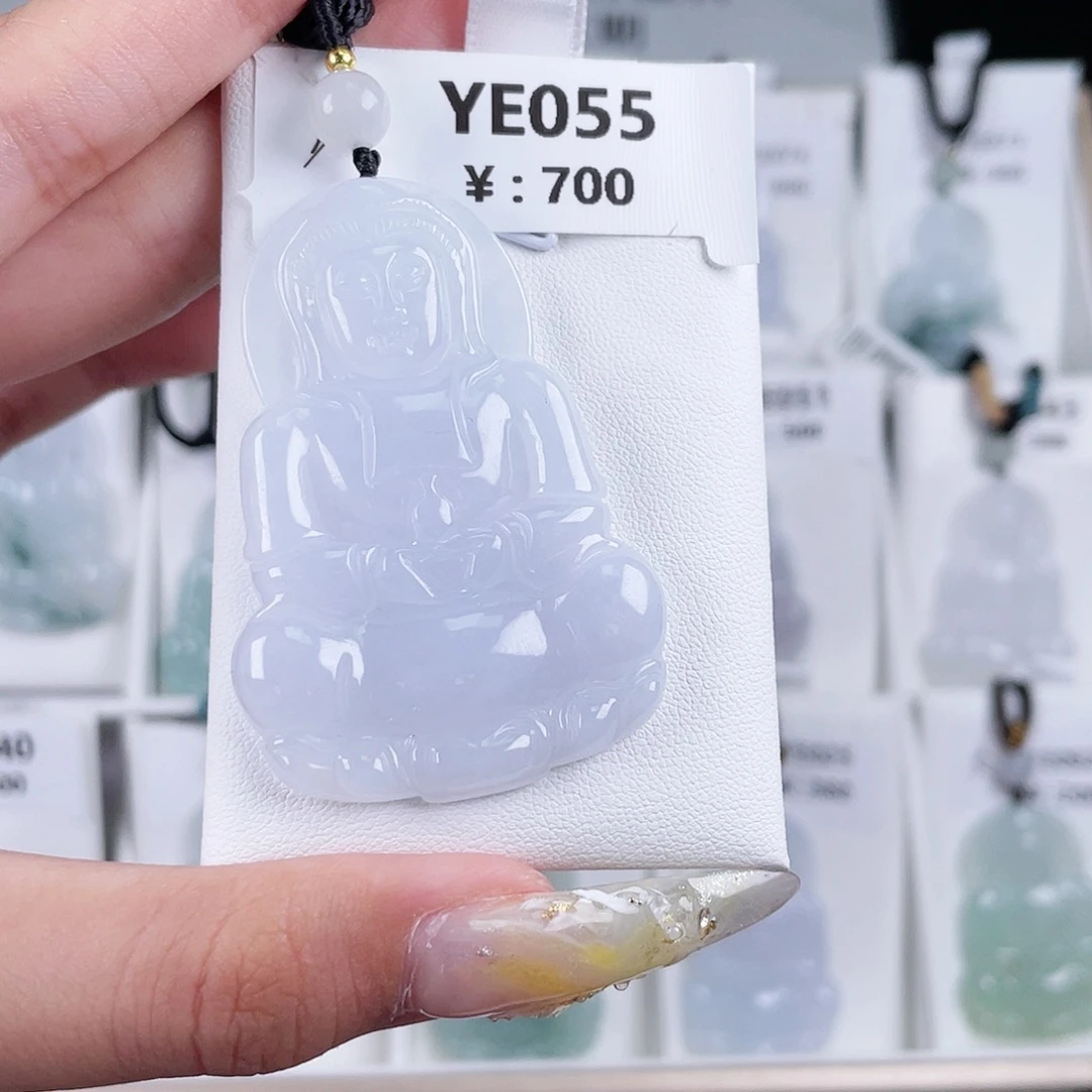 翡翠未镶嵌颈饰YE055
