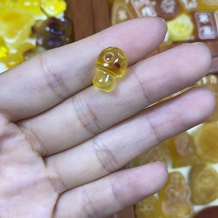 橄榄核吊坠蘑菇20