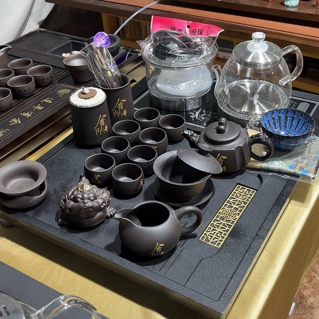 庄***政1566489955995489688898