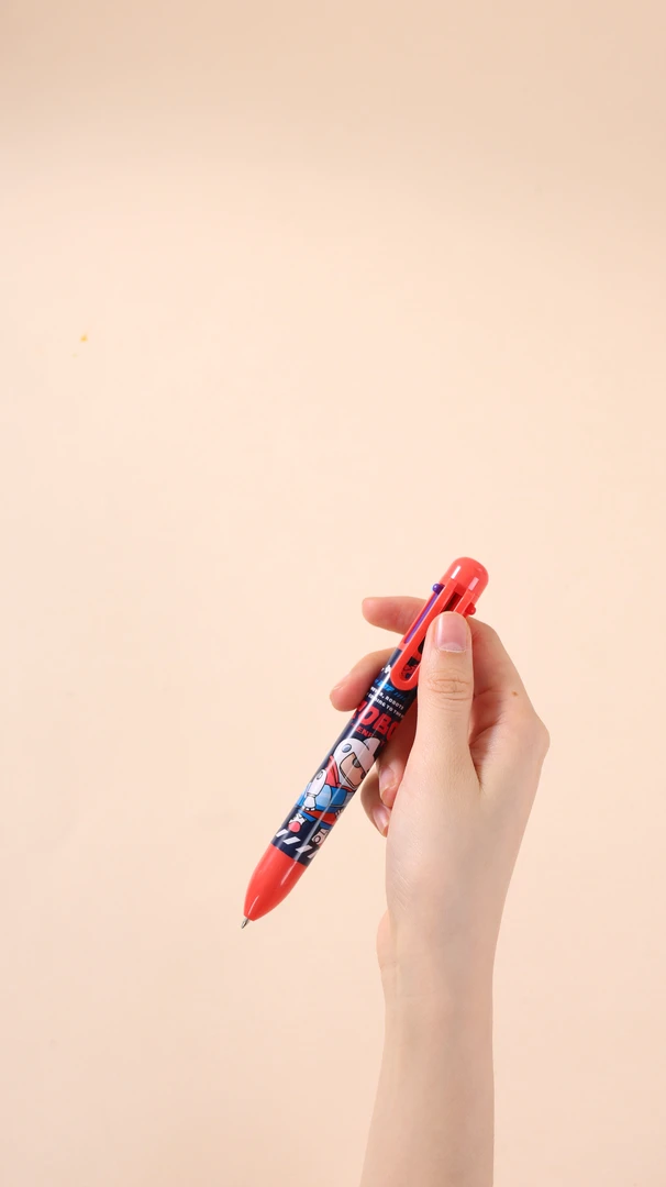 蓝果圆珠笔一支（颜色随机）