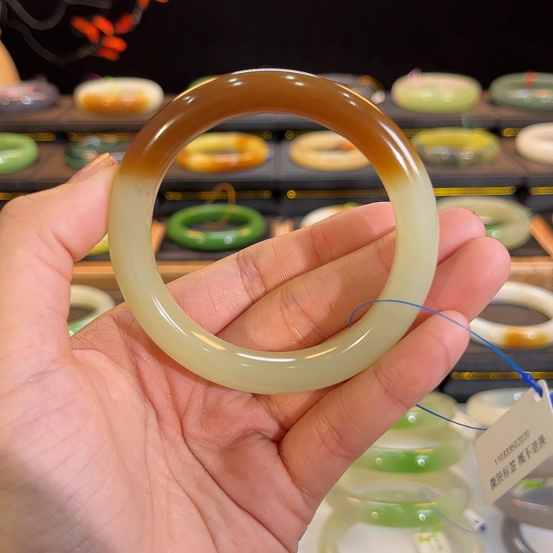 和田玉未镶嵌手镯毕业黄糖