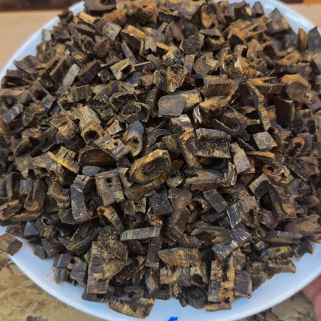 沉香碎屑沉香紫棋楠高油车珠料100g