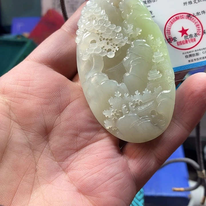 颈饰未镶嵌和田玉（糖玉）