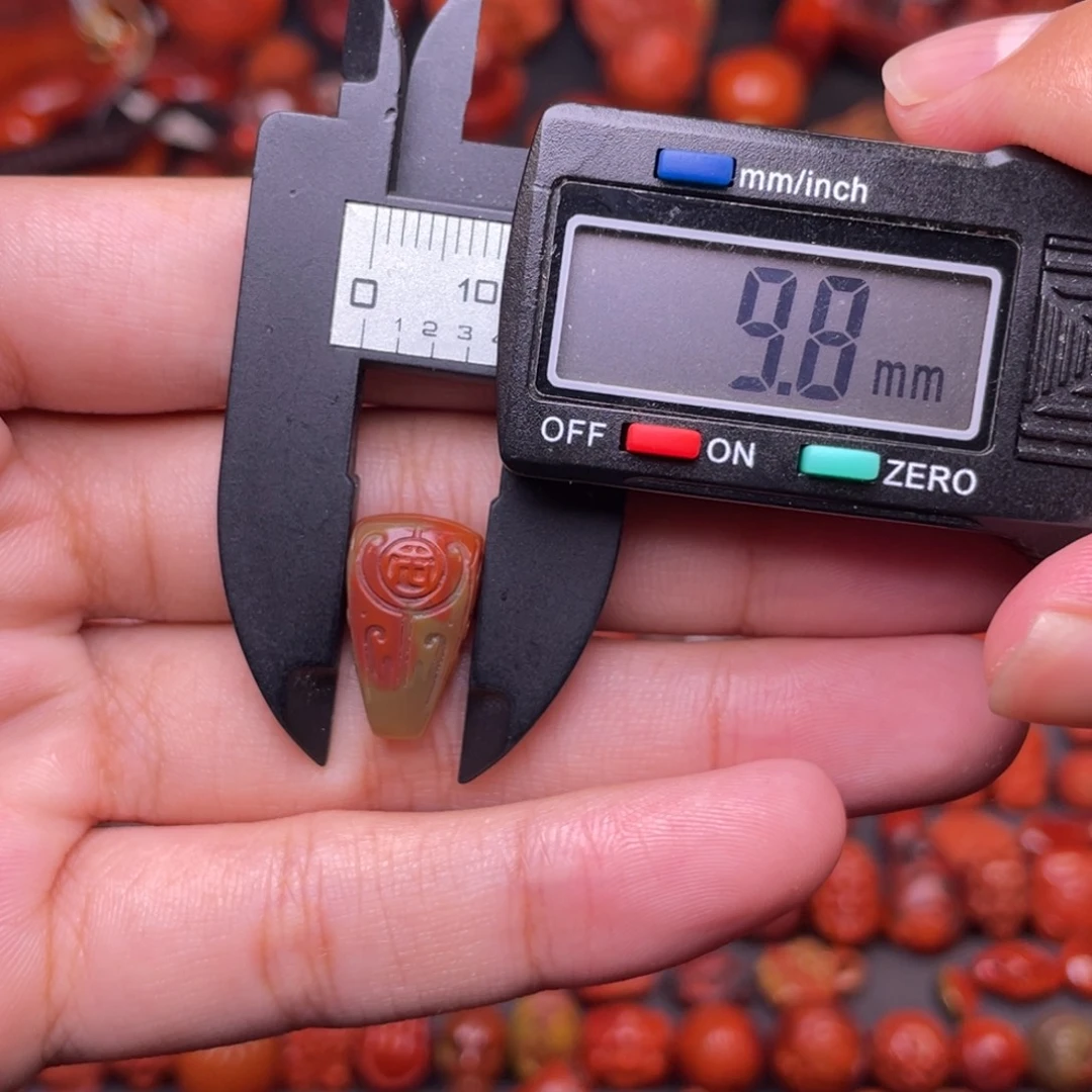 南红玛瑙未镶嵌配饰