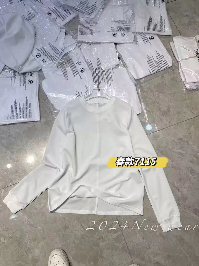 2025新款纯色圆领净版白色显瘦百搭长袖T恤