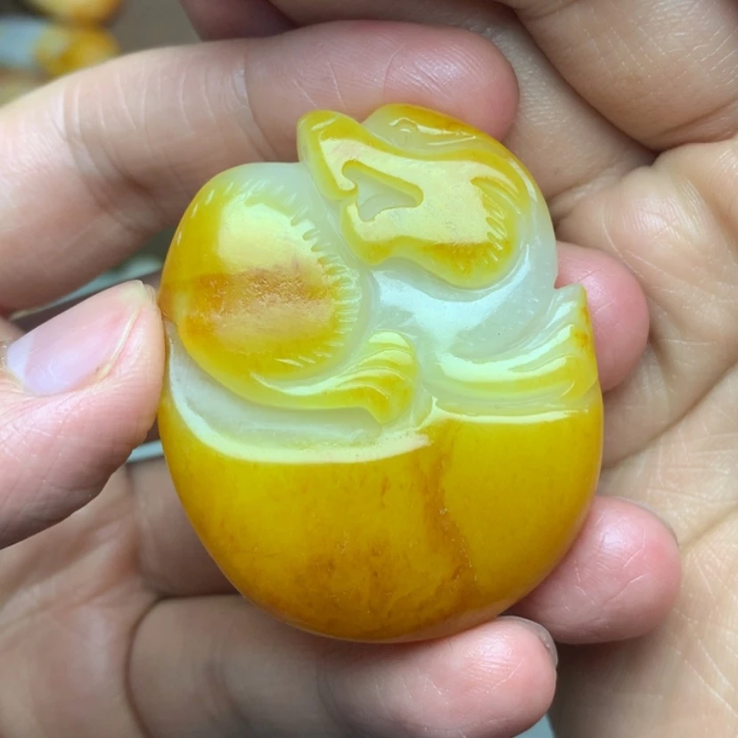 【闪购商品】颈饰未镶嵌和田玉