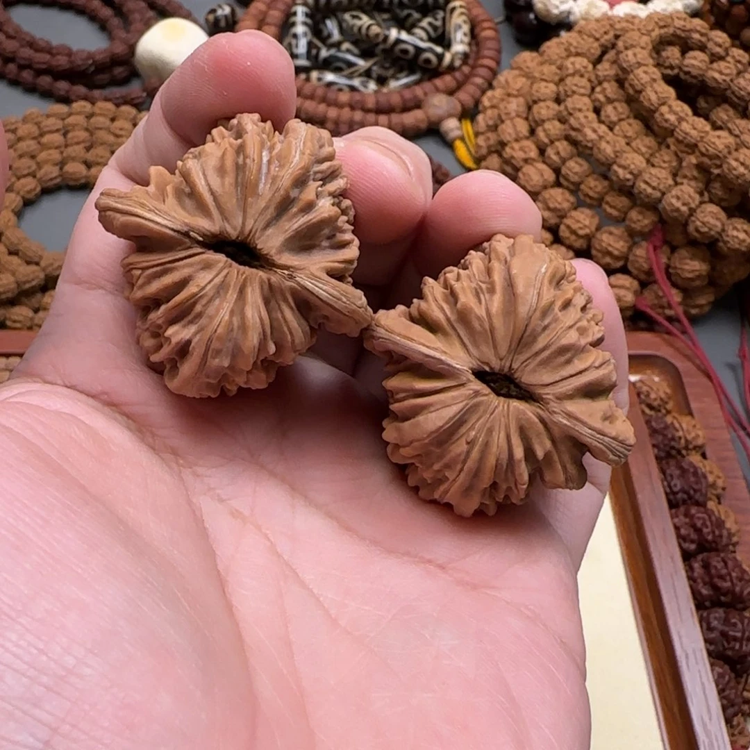 文玩核桃把件果*?42全品四座楼