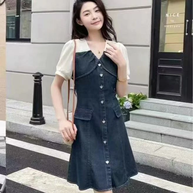 8001夏季减龄气质牛仔连衣裙设计感遮肉显瘦连衣裙