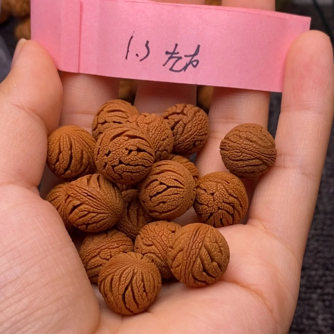 秦岭山脉龙纹桃核