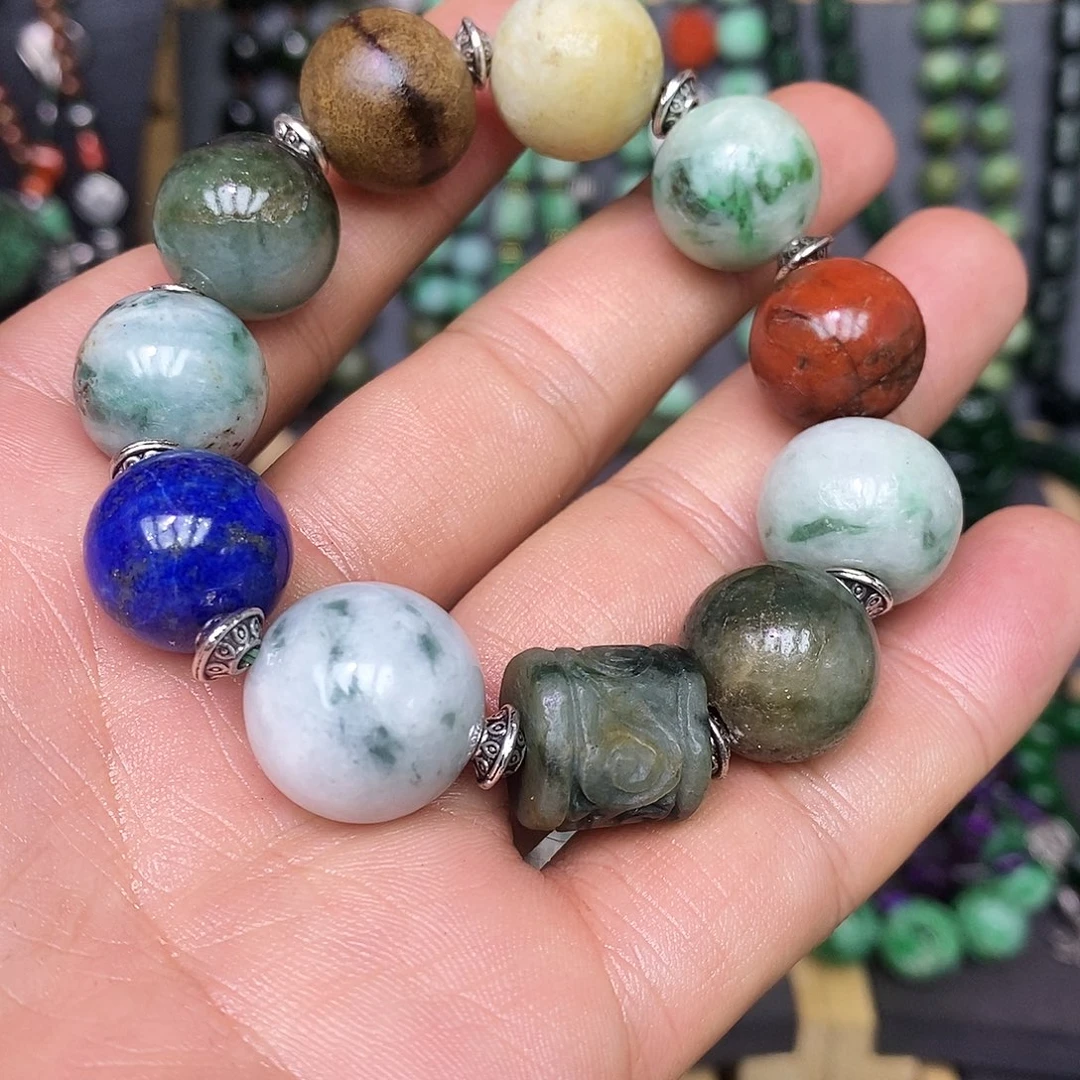 未镶嵌手链翡翠漂亮美眉