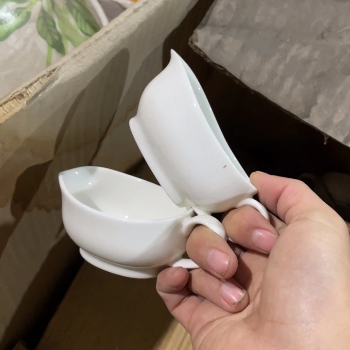 摆件陶瓷盘子碗砂锅都有