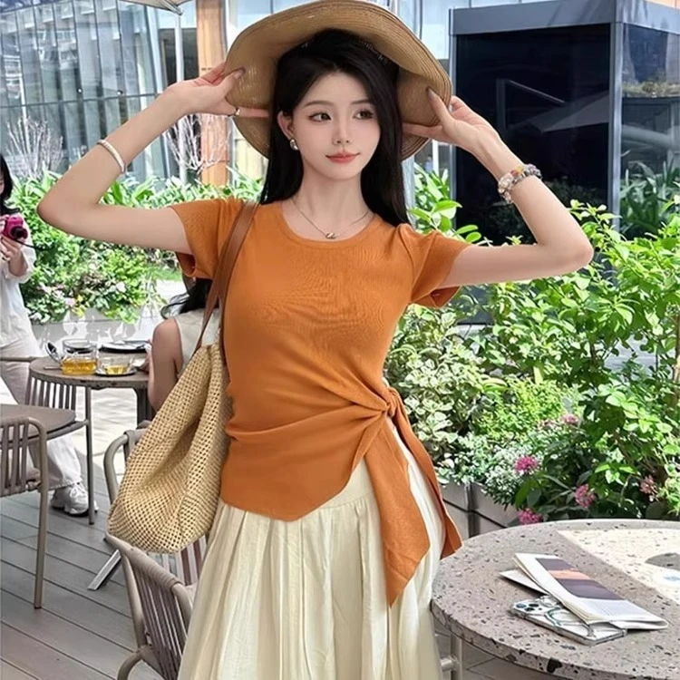 橘色圆领正肩修身短袖t恤女夏设计感绑带收腰开叉不规则独特上衣