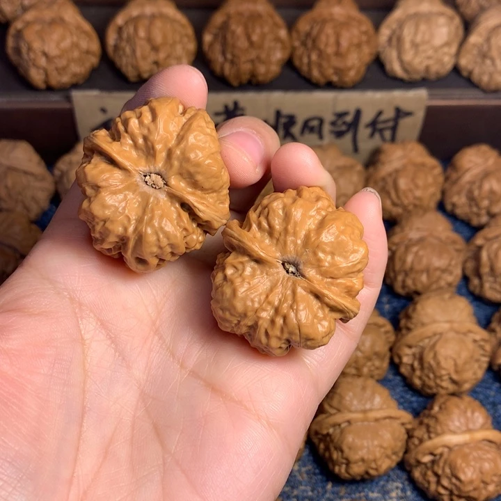 桃核吊坠?****?蛤蟆核桃