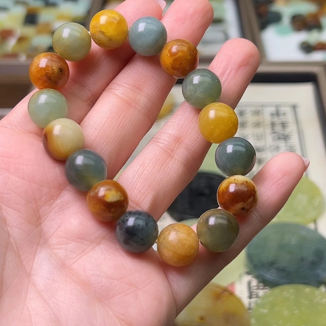 蛇纹石玉未镶嵌吊坠