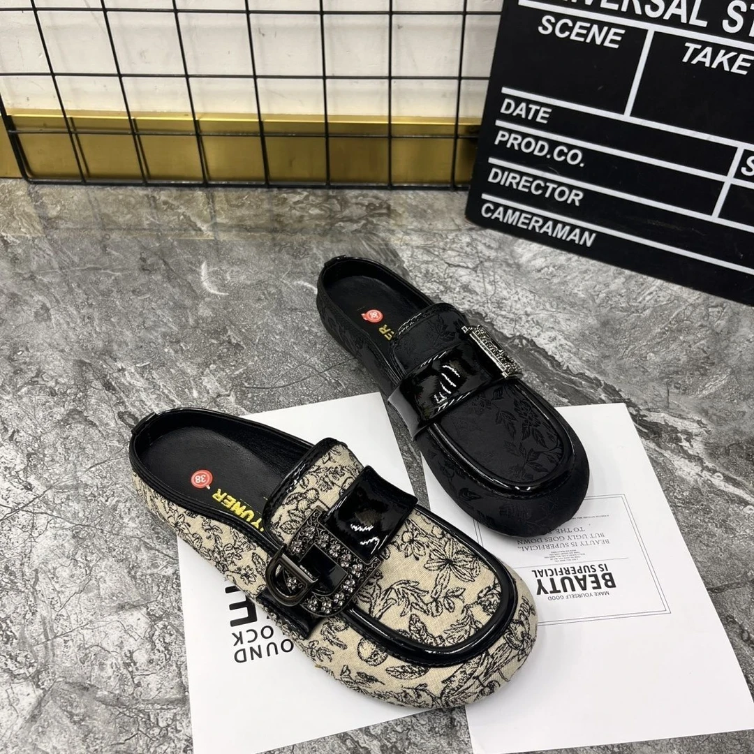 大码女鞋41到43宽胖脚夏季凉鞋女外穿拖鞋一脚蹬孕妇鞋子包头半拖