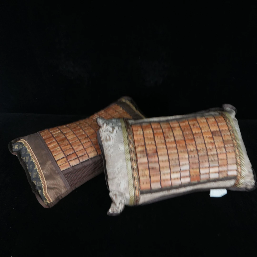 6818 海南黄花梨抛花枕