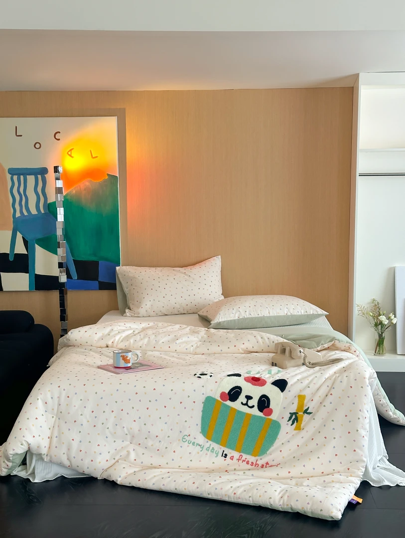 A类母婴100%全棉双层纱幼儿园贴布绣夏凉被 四季被空调被子可机洗