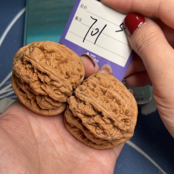 文玩核桃把件粗筋45