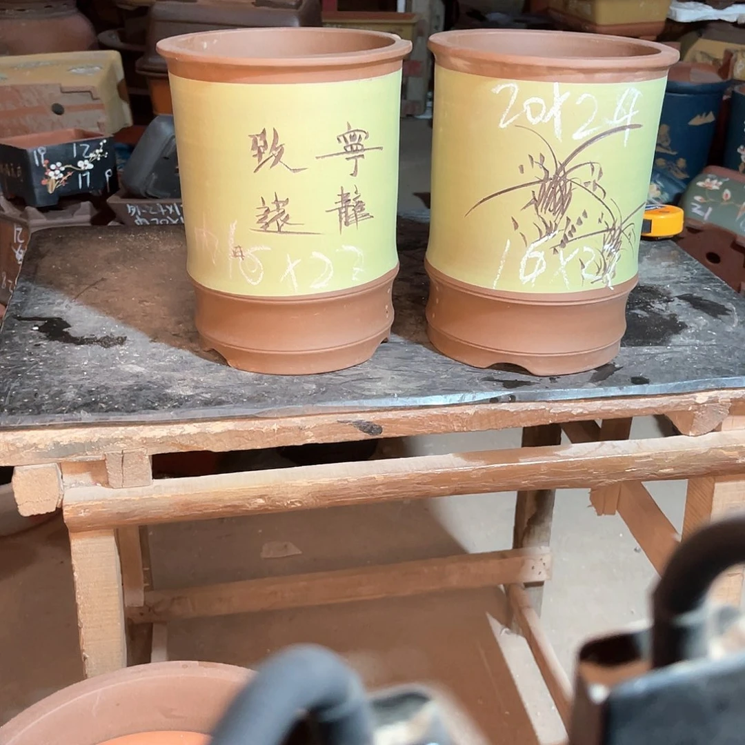 紫砂花盆竹节盆两个
