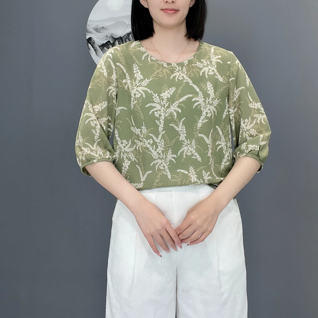 2025春季新款圆领半袖女士精品中老年妈妈装上衣宽松休闲百搭小衫