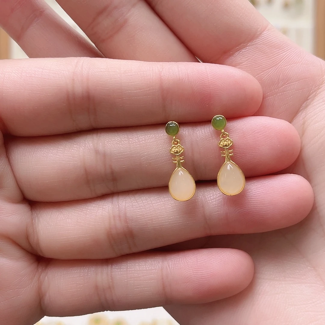 凉***兮和田玉银S925镶嵌耳饰