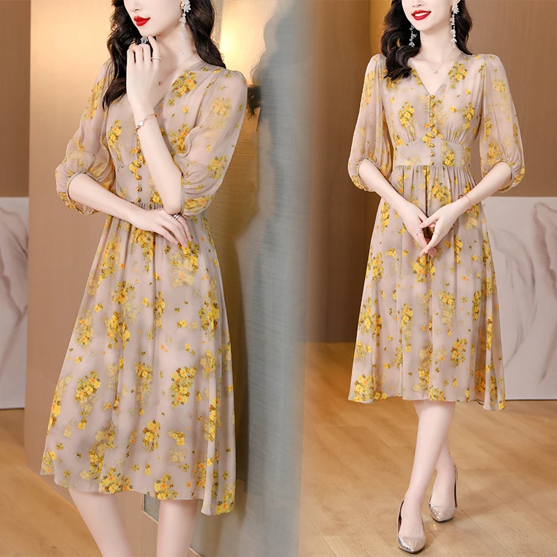 88时尚洋气遮肚连衣裙中长款女2025夏装新款印花弹力收腰v领裙子