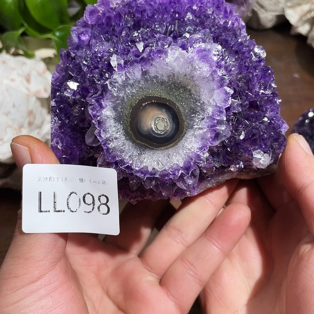 未镶嵌水晶大型摆件（非配饰）