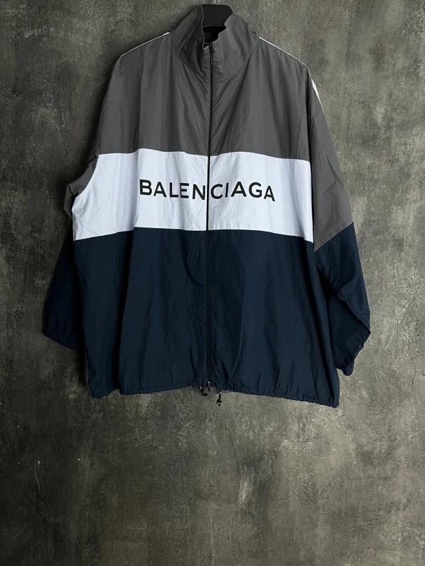 全新未使用 Balenciaga/巴黎世家 40码*1/灰蓝拼接冲锋衣/01106