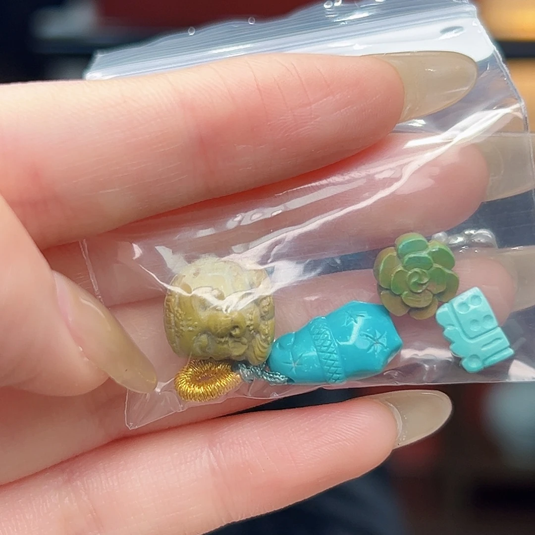 未镶嵌绿松石珠宝奇石