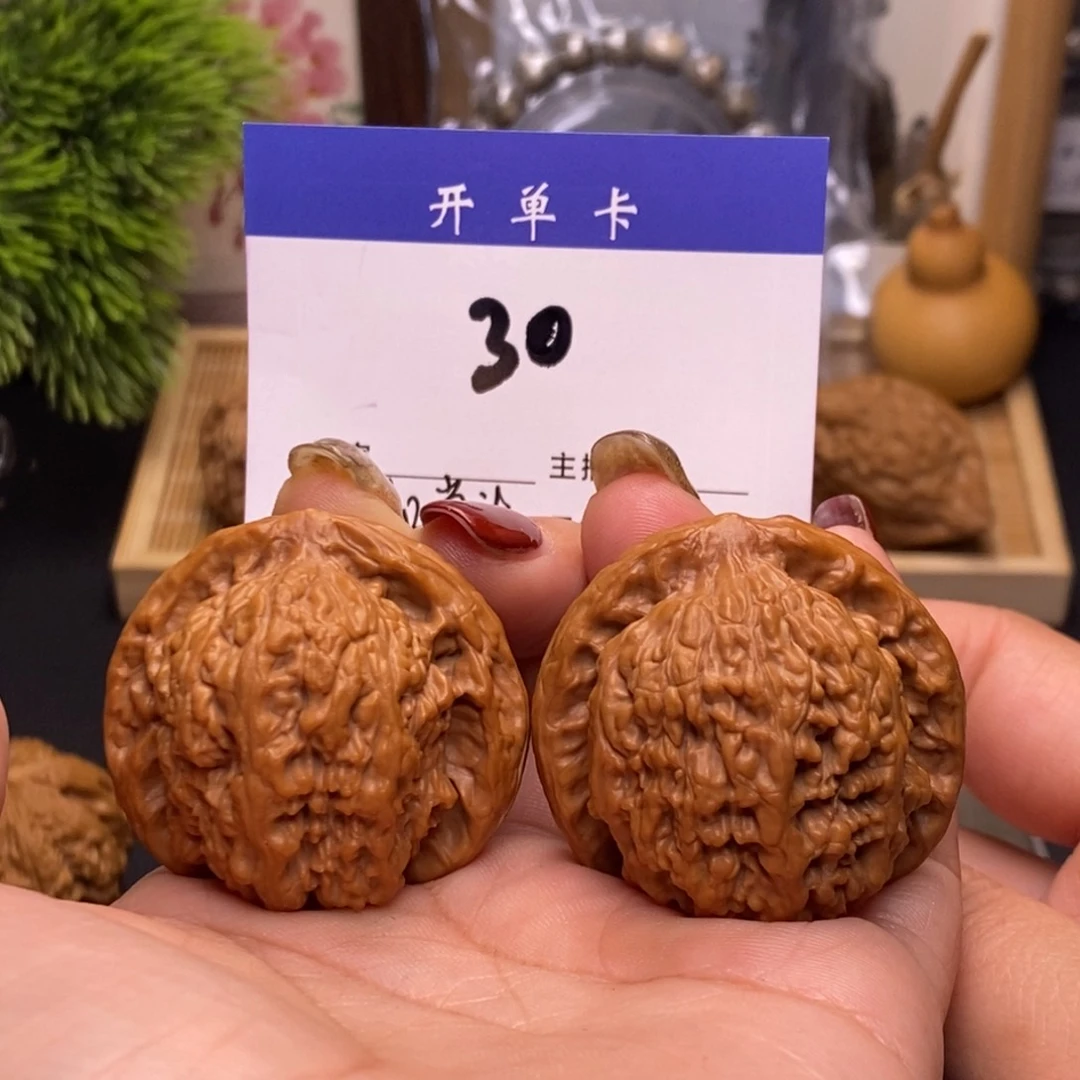 桃核吊坠和尚头42无刀痕s