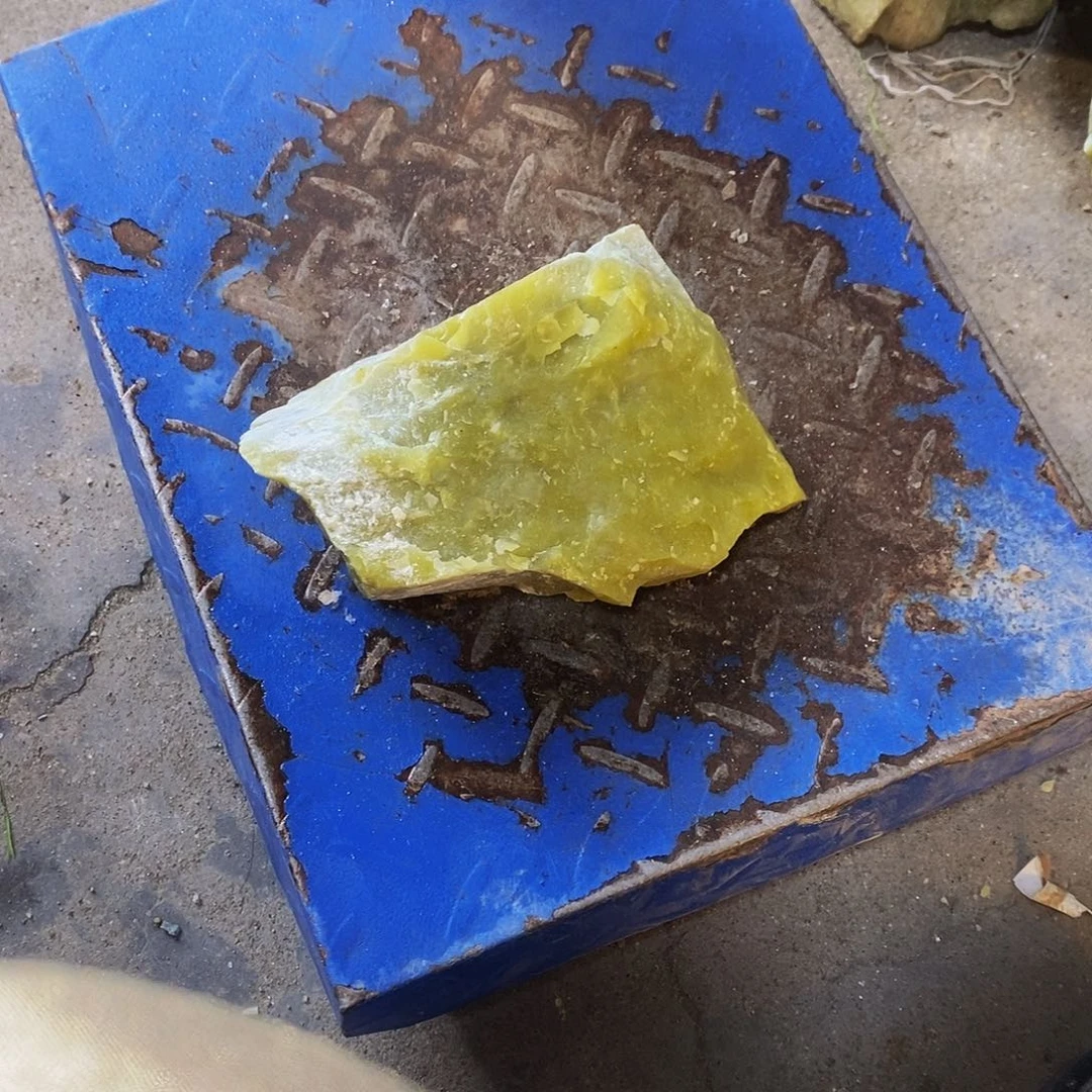 未镶嵌岫玉珠宝奇石