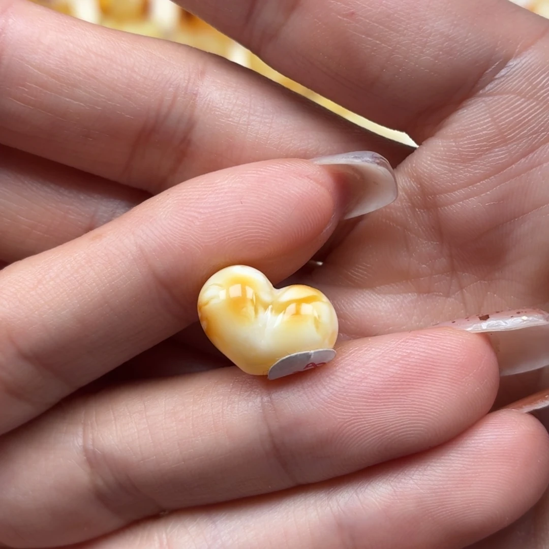 琥珀未镶嵌裸石蜜蜡