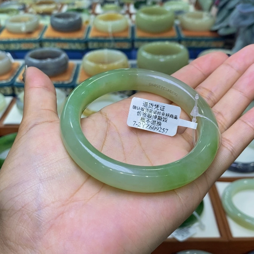 和田玉未镶嵌手镯和田玉翠青5758