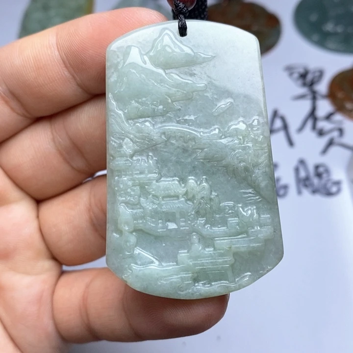 颈饰未镶嵌翡翠翡翠