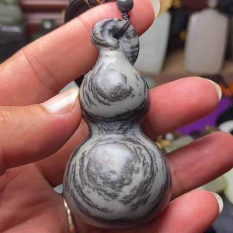 未镶嵌手镯和田玉（糖玉）