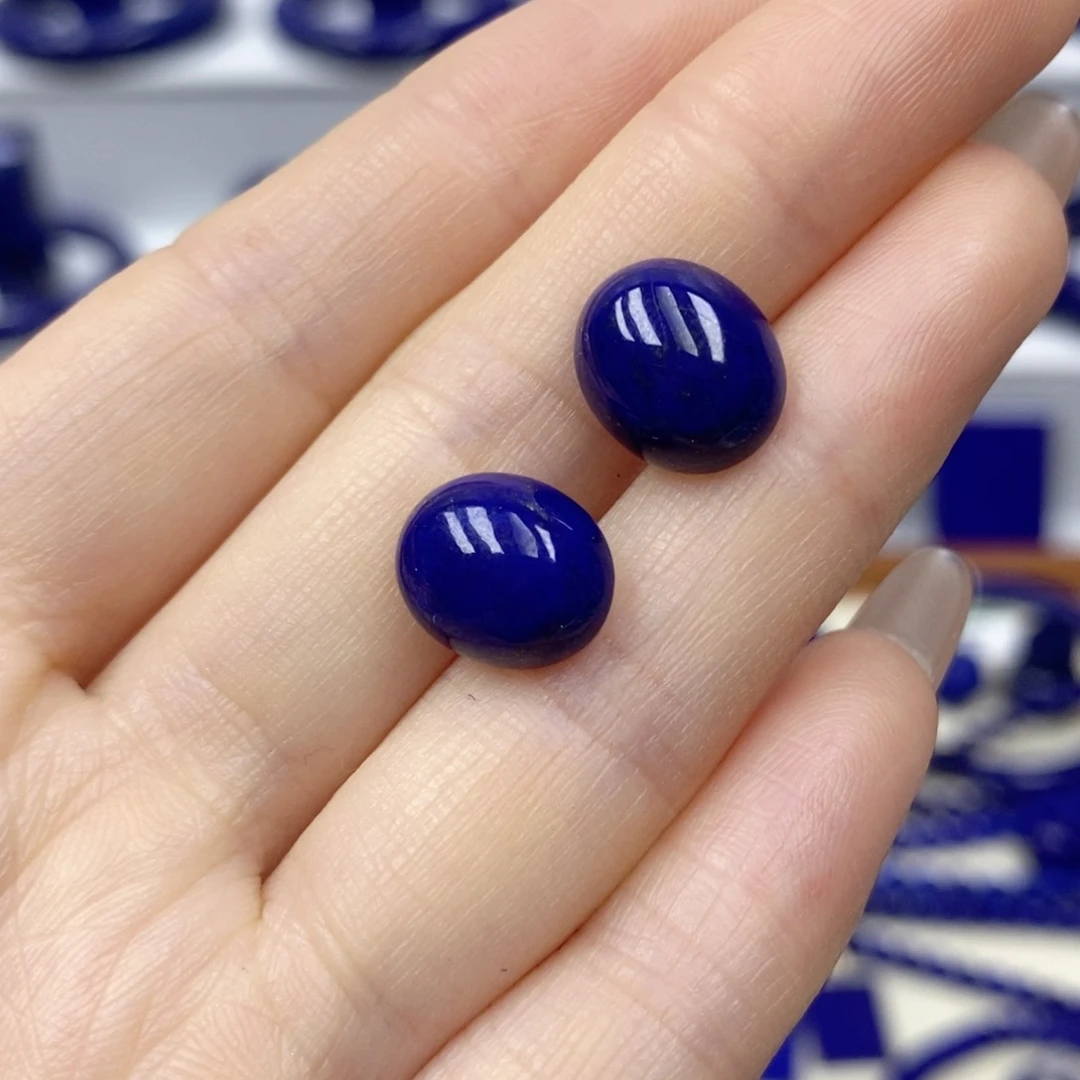 青金石未镶嵌耳饰