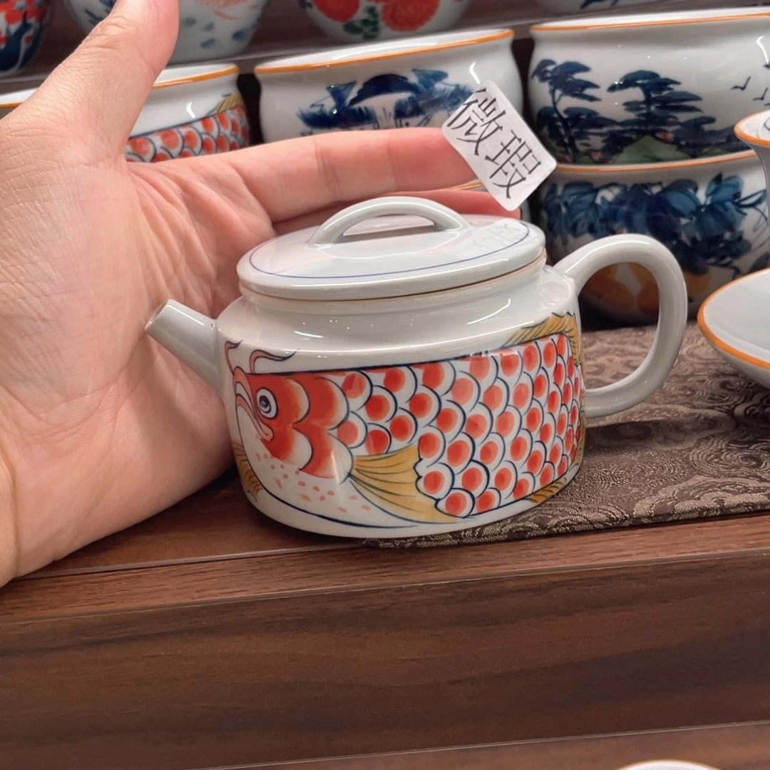 釉下手绘茶具微瑕