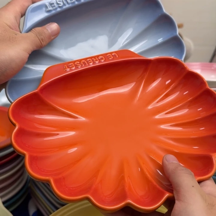 福利微瑕2个9英寸贝壳盘