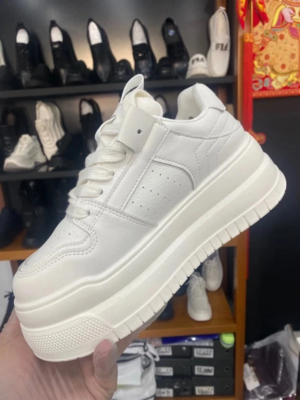 新款时尚休闲鞋B991