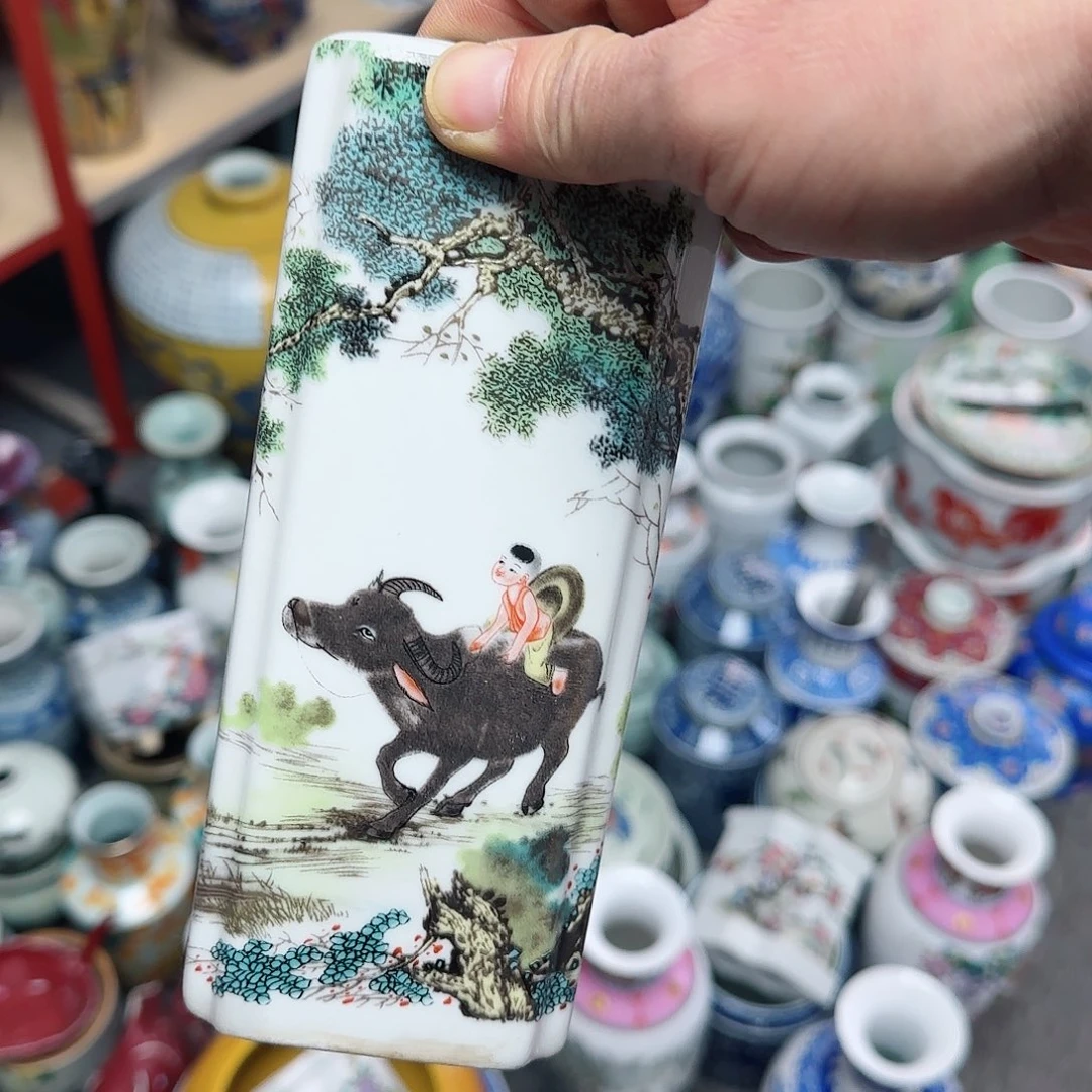 摆件瓷器的工艺技术水平